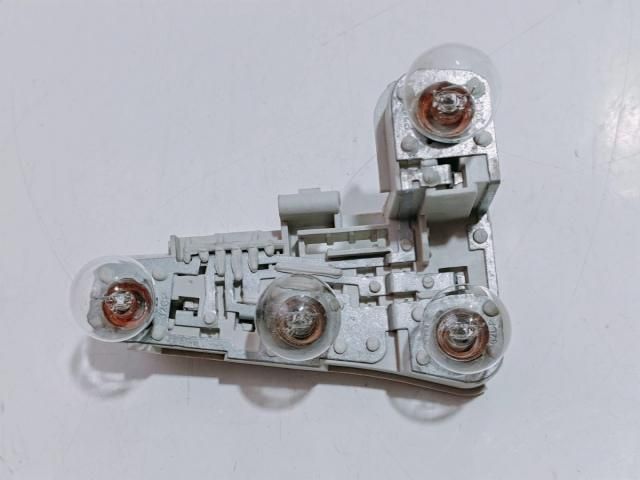 bontott BMW 3 E90 Bal Hátsó Lámpa Foglalat