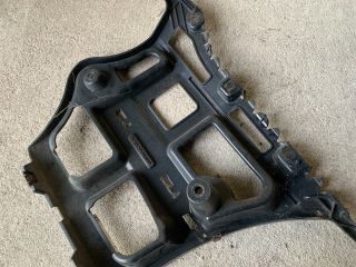 bontott BMW 3 E90 Bal hátsó Oldal Lökhárító Tartó (Műanyag)