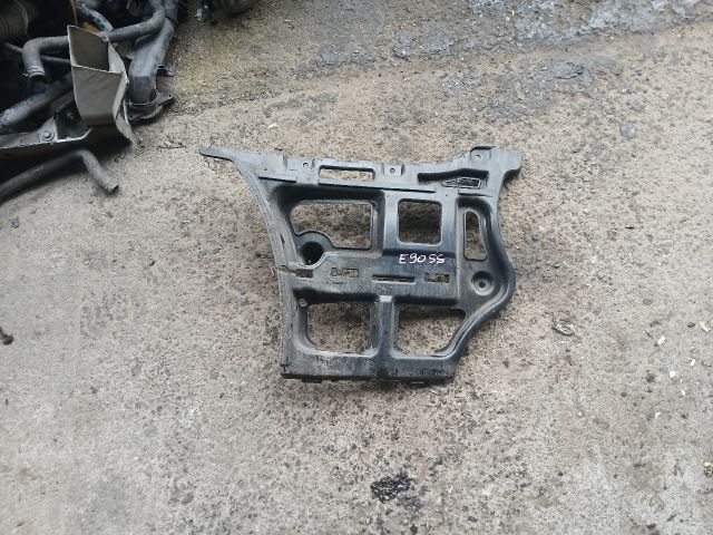 bontott BMW 3 E90 Bal hátsó Oldal Lökhárító Tartó (Műanyag)