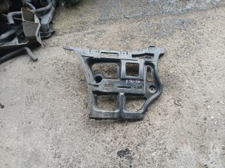 bontott BMW 3 E90 Bal hátsó Oldal Lökhárító Tartó (Műanyag)