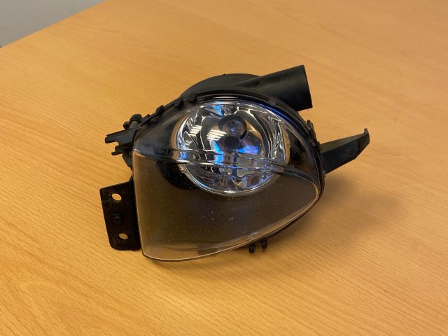 bontott BMW 3 E90 Bal Ködfényszóró