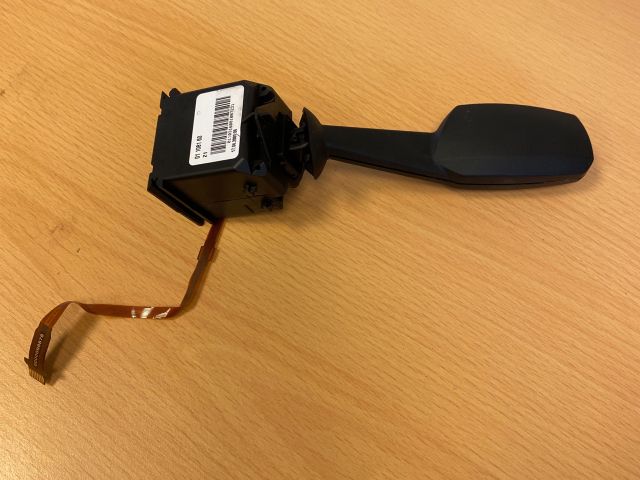 bontott BMW 3 E90 Bal Kormánykapcsoló Irányjelző