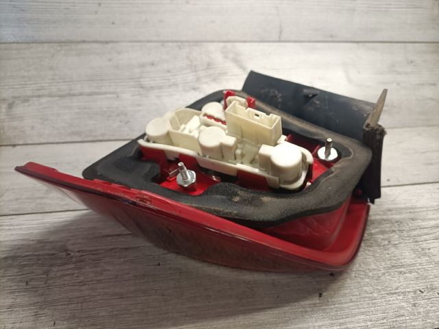 bontott BMW 3 E90 Bal Külső Hátsó Lámpa