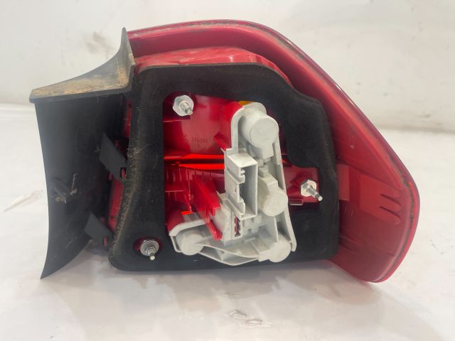 bontott BMW 3 E90 Bal Külső Hátsó Lámpa