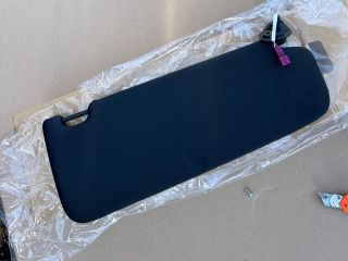 bontott BMW 3 E90 Bal Napellenző