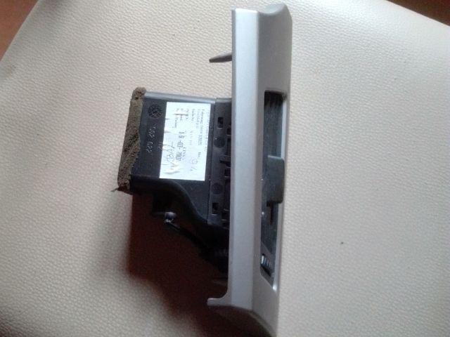 bontott BMW 3 E90 Bal Szellőző