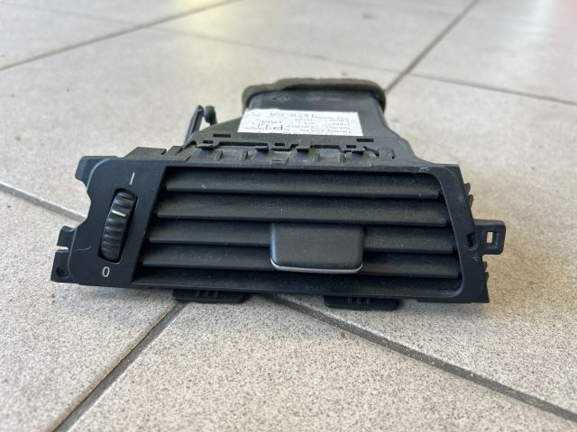 bontott BMW 3 E90 Bal Szellőző