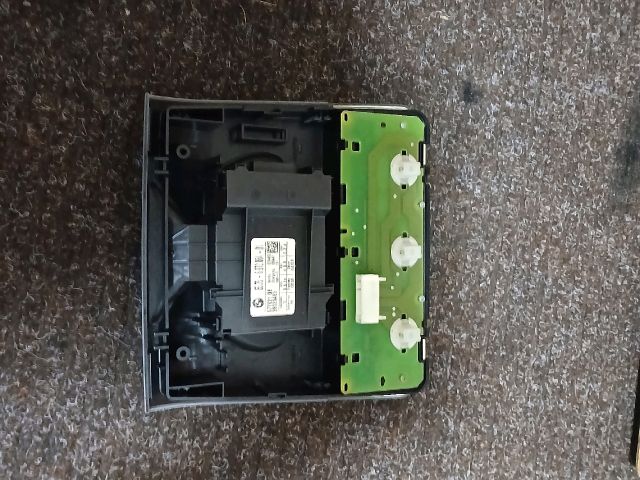 bontott BMW 3 E90 Beltér Világítás Hátsó