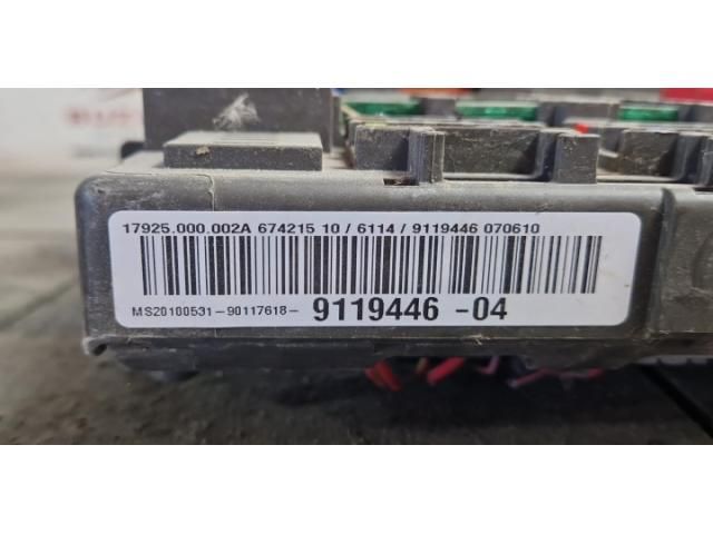 bontott BMW 3 E90 Biztosítéktábla Utastér