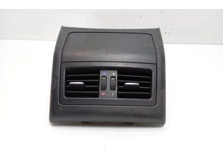 bontott BMW 3 E90 Csomagtér Szellőző Hátsó