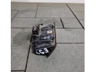 bontott BMW 3 E90 Csomagtérajtó Kilincs