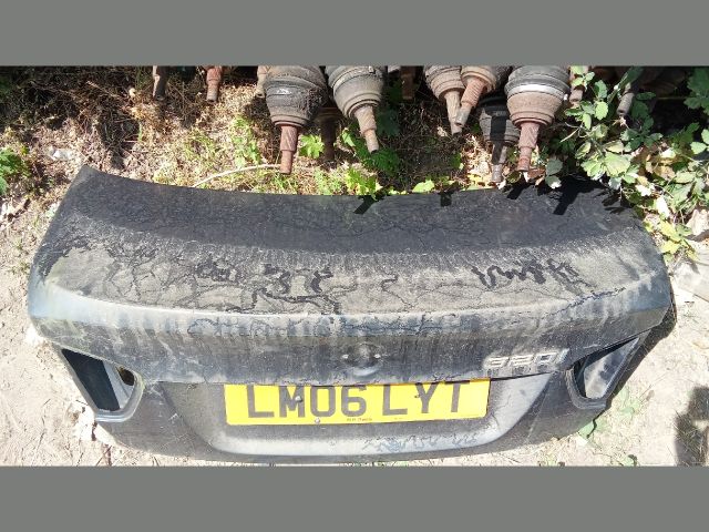 bontott BMW 3 E90 Csomagtérajtó (Üres lemez)