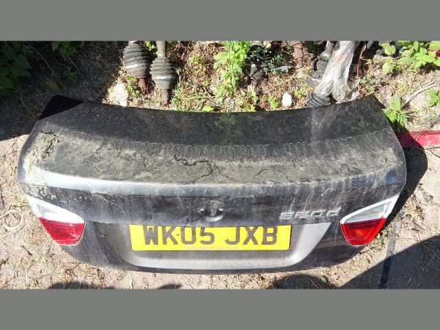 bontott BMW 3 E90 Csomagtérajtó (Üres lemez)