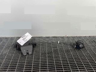 bontott BMW 3 E90 Csomagtérajtó Ütköző