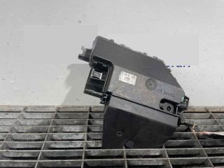 bontott BMW 3 E90 Csomagtérajtó Ütköző