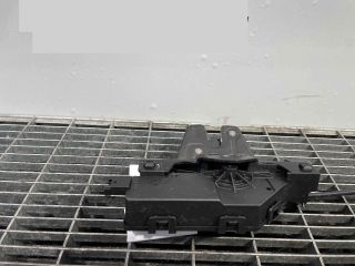 bontott BMW 3 E90 Csomagtérajtó Ütköző