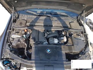 bontott BMW 3 E90 Csomagtérajtó Zárbetét