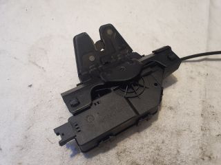 bontott BMW 3 E90 Csomagtérajtó Zárszerkezet