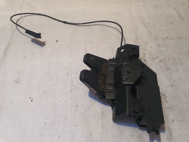 bontott BMW 3 E90 Csomagtérajtó Zárszerkezet