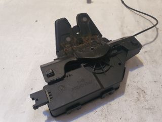 bontott BMW 3 E90 Csomagtérajtó Zárszerkezet