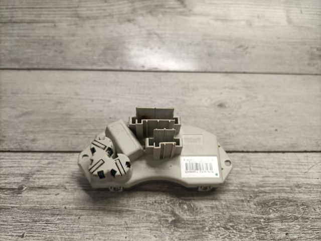 bontott BMW 3 E90 Előtét Ellenállás Fűtőmotor