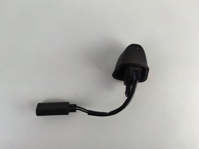 bontott BMW 3 E90 Első Ablakmosó Fúvóka