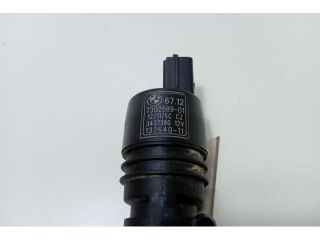 bontott BMW 3 E90 Első Ablakmosó Szivattyú