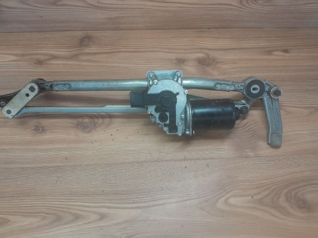 bontott BMW 3 E90 Első Ablaktörlő Szerkezet Motorral