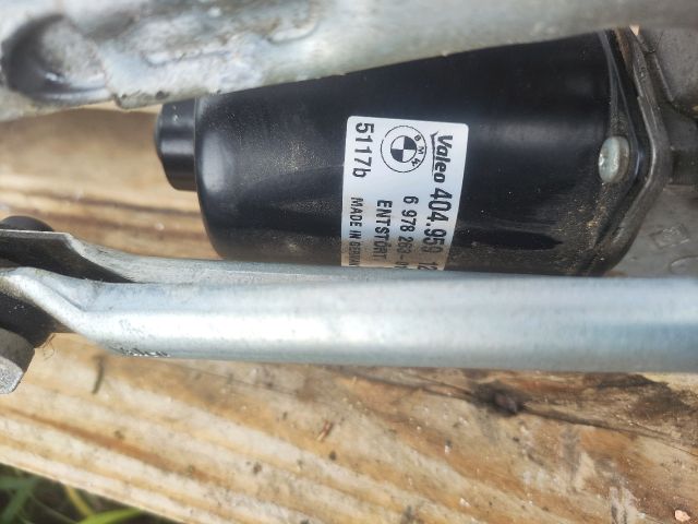 bontott BMW 3 E90 Első Ablaktörlő Szerkezet Motorral