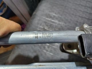 bontott BMW 3 E90 Első Ablaktörlő Szerkezet