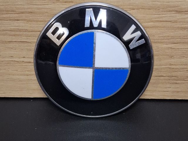 bontott BMW 3 E90 Első Embléma