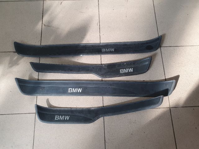 bontott BMW 3 E90 Első Küszöb Díszléc
