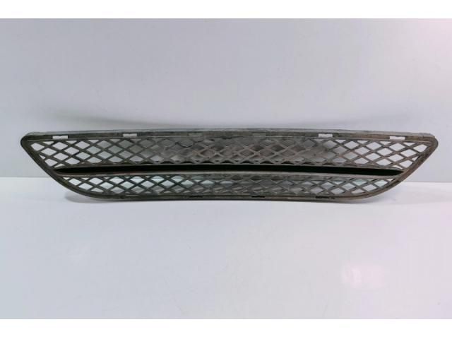 bontott BMW 3 E90 Első Lökhárító Alsó Középső Díszrács