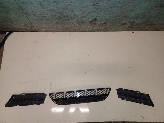 bontott BMW 3 E90 Első Lökhárító Alsó (Műanyag)