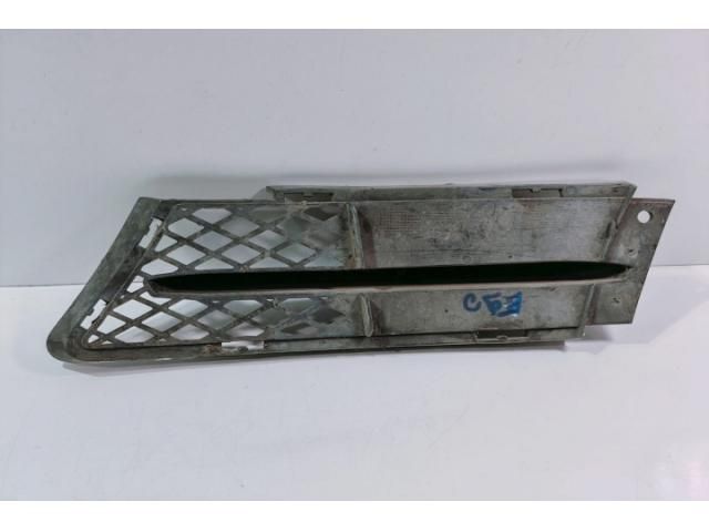 bontott BMW 3 E90 Első Lökhárító Jobb Díszrács