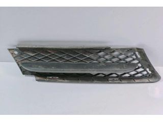 bontott BMW 3 E90 Első Lökhárító Jobb Díszrács