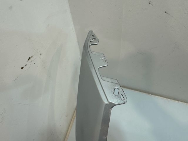 bontott BMW 3 E90 Első Lökhárító (Részeivel)