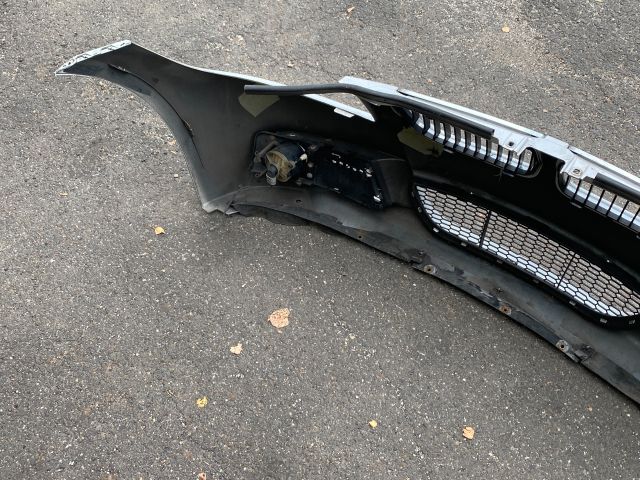 bontott BMW 3 E90 Első Lökhárító (Részeivel)