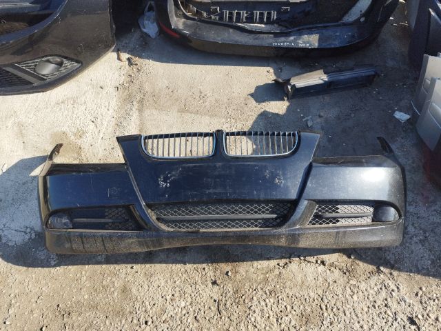 bontott BMW 3 E90 Első Lökhárító (Részeivel)