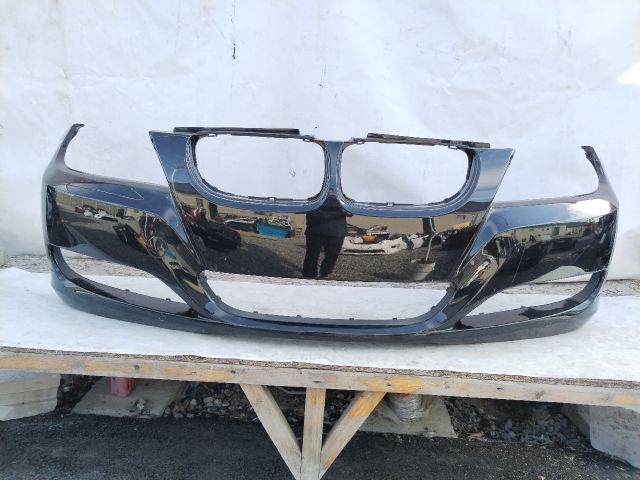 bontott BMW 3 E90 Első Lökhárító (Üresen)