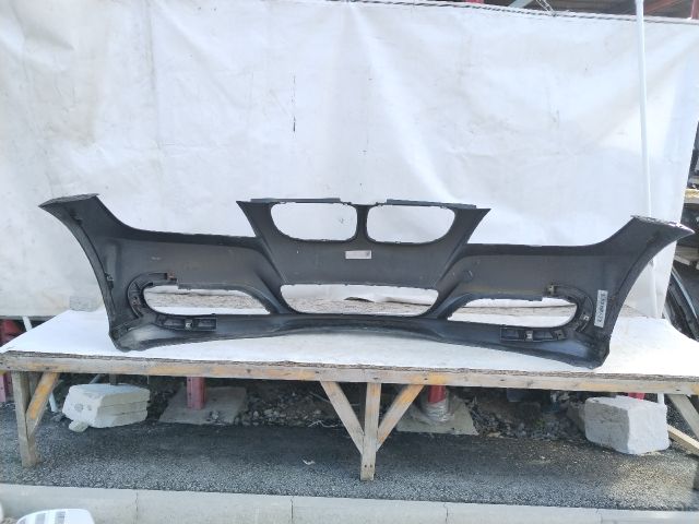 bontott BMW 3 E90 Első Lökhárító (Üresen)