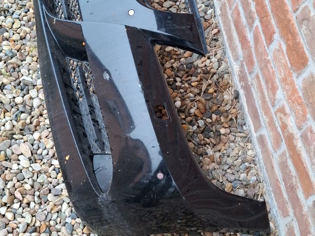 bontott BMW 3 E90 Első Lökhárító (Üresen)