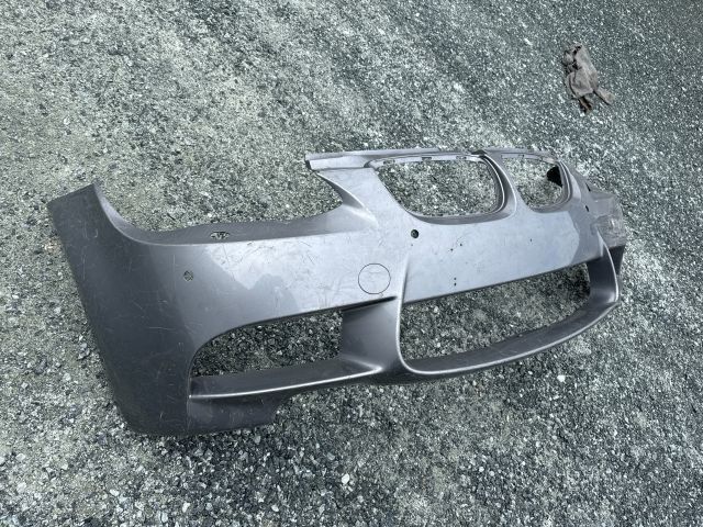 bontott BMW 3 E90 Első Lökhárító (Üresen)