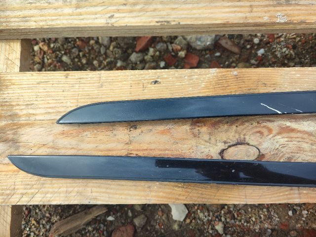 bontott BMW 3 E90 Első Szélvédő Jobb Díszléc