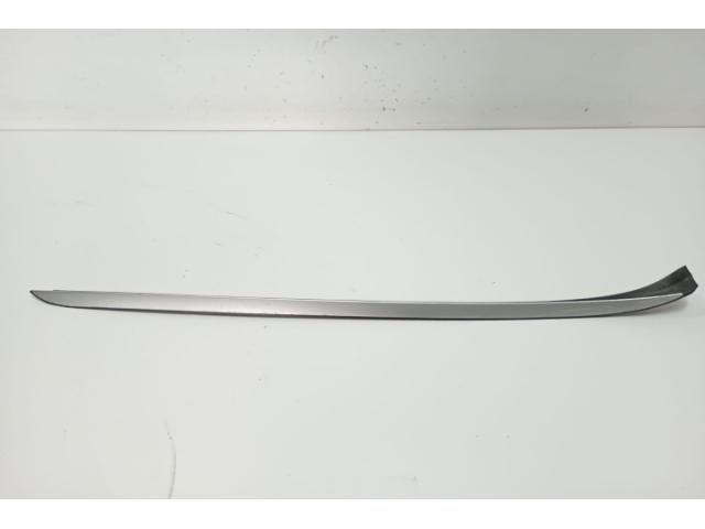 bontott BMW 3 E90 Első Szélvédő Jobb Díszléc