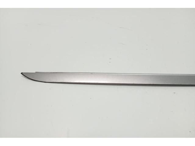 bontott BMW 3 E90 Első Szélvédő Jobb Díszléc