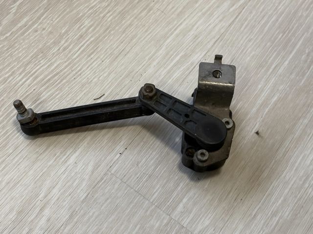 bontott BMW 3 E90 Első Xenon Szintszabályzó Jeladó