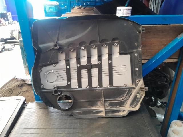 bontott BMW 3 E90 Felső Hűtőburkolat