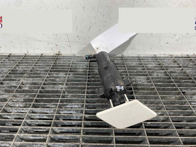 bontott BMW 3 E90 Fényszórómosó Szivattyú