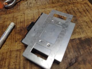 bontott BMW 3 E90 Feszültségszabályzó